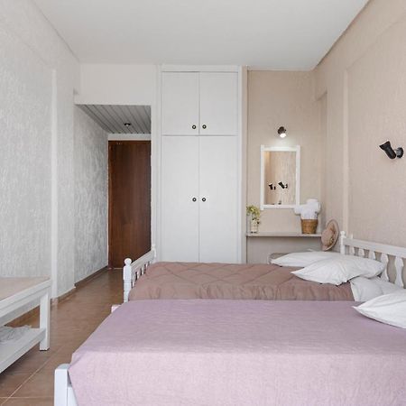 Alexandros B Hotel Nikiana Exterior photo